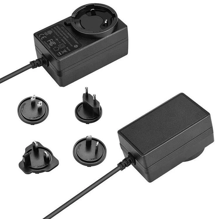 12V 2A utskiftbar strømadapter