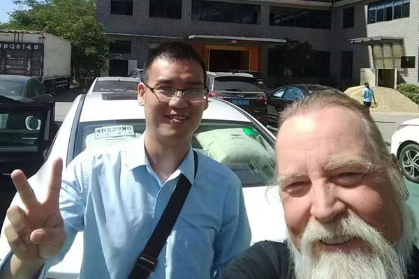 ADDENT INC besøker Shenzhen Starwall Technology for fabrikkomvisning