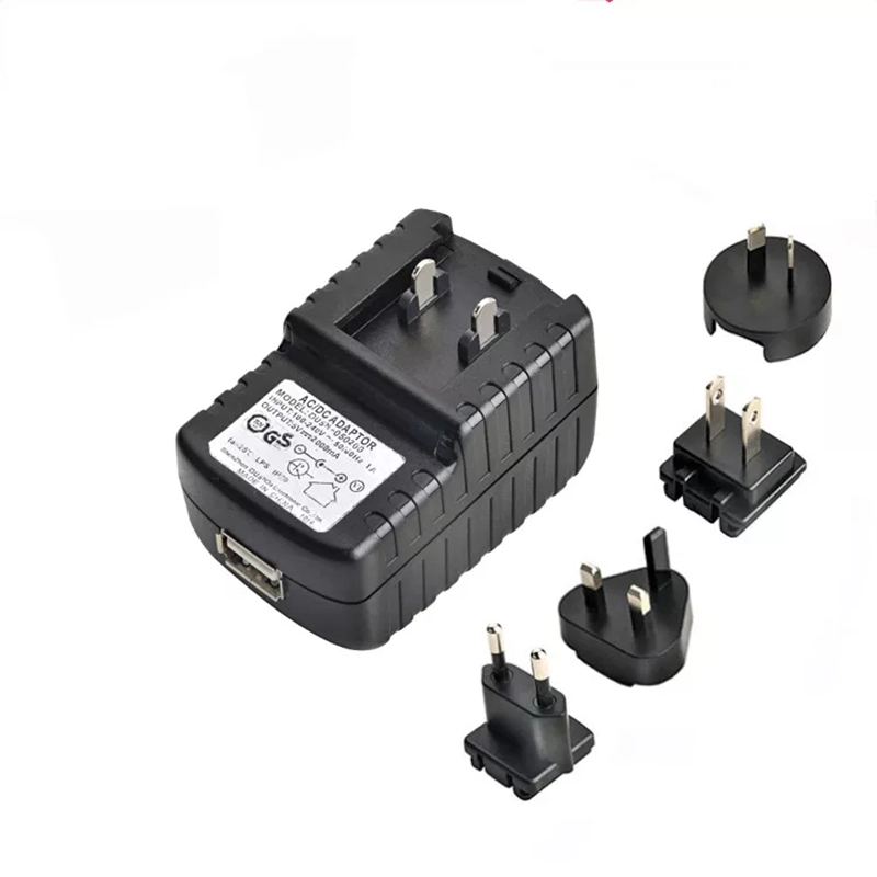 Universal 5V 2A USB-adapter med utskiftbar plugg